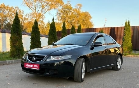 Honda Accord VII рестайлинг, 2005 год, 700 000 рублей, 1 фотография