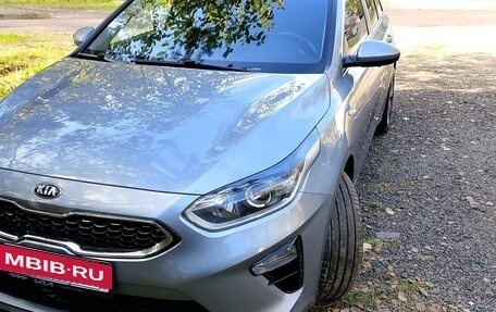 KIA cee'd III, 2019 год, 1 800 000 рублей, 2 фотография