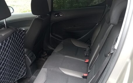 Peugeot 308 II, 2012 год, 395 000 рублей, 7 фотография
