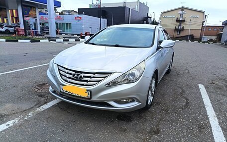 Hyundai Sonata VI, 2011 год, 730 000 рублей, 2 фотография