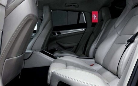 Porsche Panamera II рестайлинг, 2017 год, 6 990 000 рублей, 28 фотография