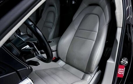 Porsche Panamera II рестайлинг, 2017 год, 6 990 000 рублей, 26 фотография