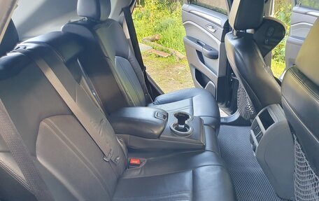 Cadillac SRX II рестайлинг, 2011 год, 960 000 рублей, 11 фотография