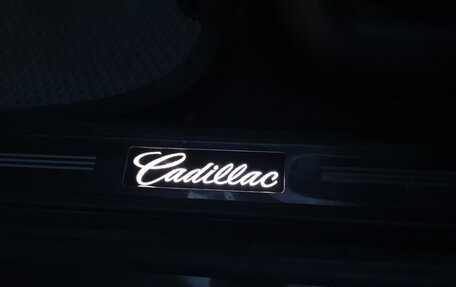 Cadillac SRX II рестайлинг, 2011 год, 960 000 рублей, 23 фотография