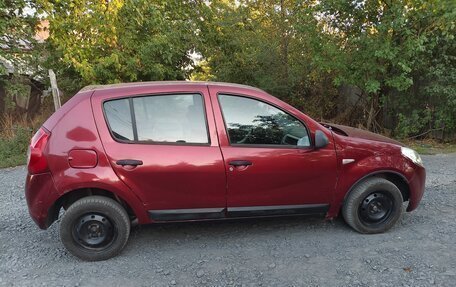 Renault Sandero I, 2010 год, 400 000 рублей, 4 фотография