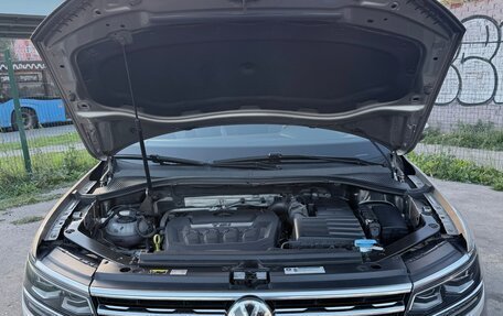 Volkswagen Tiguan II, 2018 год, 2 950 000 рублей, 10 фотография