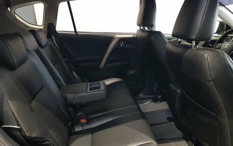 Toyota RAV4, 2018 год, 2 029 000 рублей, 14 фотография