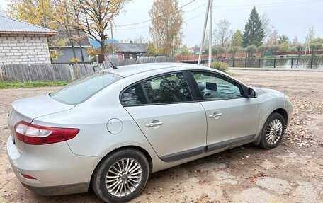 Renault Fluence I, 2012 год, 850 000 рублей, 2 фотография