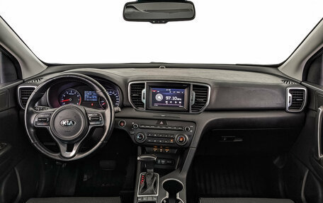 KIA Sportage IV рестайлинг, 2018 год, 2 100 000 рублей, 14 фотография