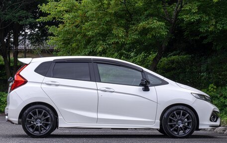 Honda Fit III, 2018 год, 1 205 000 рублей, 7 фотография