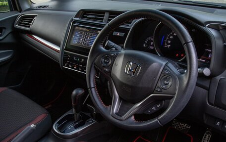 Honda Fit III, 2018 год, 1 205 000 рублей, 10 фотография