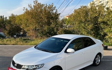 KIA Cerato III, 2010 год, 880 000 рублей, 2 фотография
