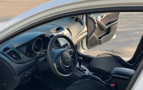 KIA Cerato III, 2010 год, 880 000 рублей, 9 фотография