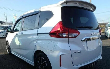Honda Freed II, 2018 год, 1 099 000 рублей, 4 фотография