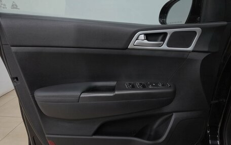 KIA Sportage IV рестайлинг, 2018 год, 2 220 000 рублей, 9 фотография