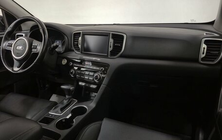 KIA Sportage IV рестайлинг, 2018 год, 2 220 000 рублей, 15 фотография