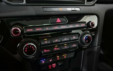 KIA Sportage IV рестайлинг, 2018 год, 2 220 000 рублей, 25 фотография