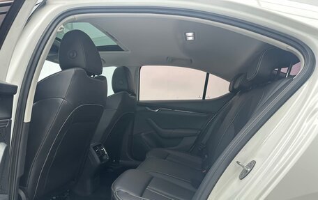 Skoda Octavia IV, 2022 год, 1 999 000 рублей, 11 фотография