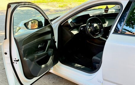 Peugeot 308, 2022 год, 1 770 000 рублей, 21 фотография