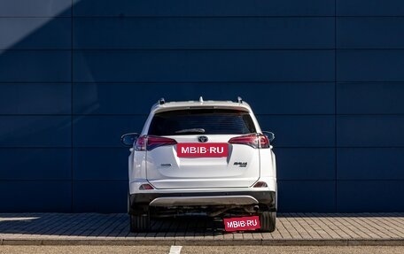 Toyota RAV4, 2017 год, 2 295 000 рублей, 5 фотография