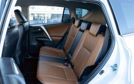 Toyota RAV4, 2017 год, 2 295 000 рублей, 19 фотография