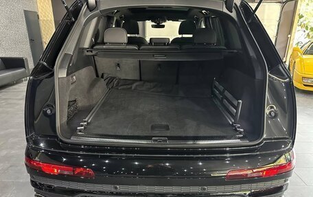 Audi SQ7, 2023 год, 13 455 600 рублей, 8 фотография