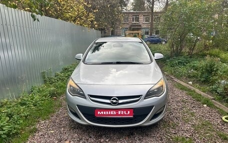 Opel Astra J, 2012 год, 800 000 рублей, 1 фотография