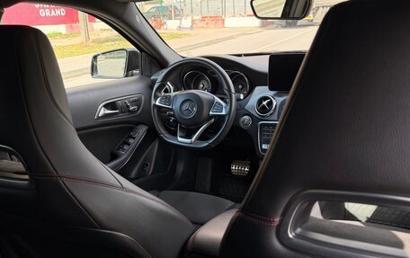 Mercedes-Benz GLA, 2017 год, 3 399 999 рублей, 2 фотография