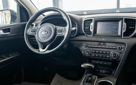 KIA Sportage IV рестайлинг, 2018 год, 2 920 000 рублей, 17 фотография
