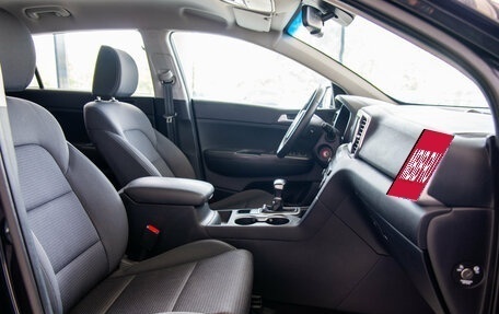KIA Sportage IV рестайлинг, 2018 год, 2 920 000 рублей, 15 фотография