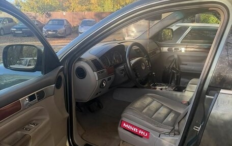 Volkswagen Touareg III, 2004 год, 580 000 рублей, 4 фотография