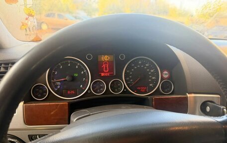 Volkswagen Touareg III, 2004 год, 580 000 рублей, 7 фотография