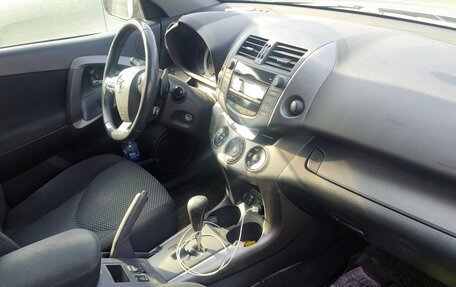 Toyota RAV4, 2010 год, 900 000 рублей, 2 фотография