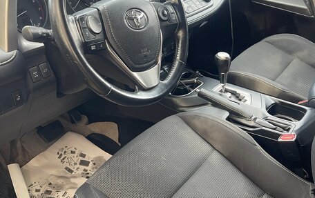Toyota RAV4, 2019 год, 2 750 000 рублей, 7 фотография