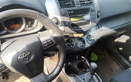Toyota RAV4, 2010 год, 900 000 рублей, 4 фотография