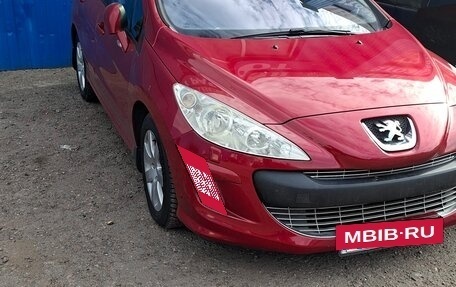 Peugeot 308 II, 2010 год, 1 300 000 рублей, 2 фотография