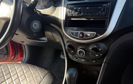Hyundai Solaris II рестайлинг, 2014 год, 930 000 рублей, 10 фотография