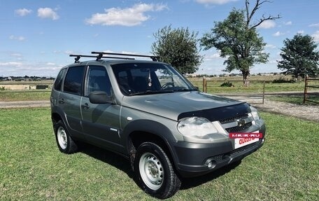 Chevrolet Niva I рестайлинг, 2011 год, 499 000 рублей, 2 фотография