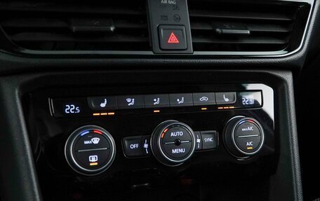 Volkswagen Taos, 2021 год, 2 130 770 рублей, 17 фотография