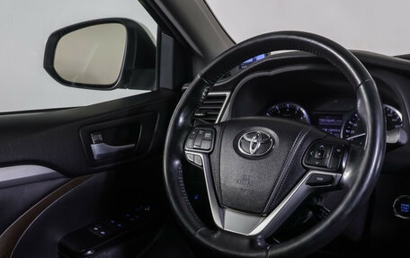 Toyota Highlander III, 2014 год, 2 750 000 рублей, 13 фотография