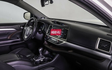 Toyota Highlander III, 2014 год, 2 750 000 рублей, 10 фотография