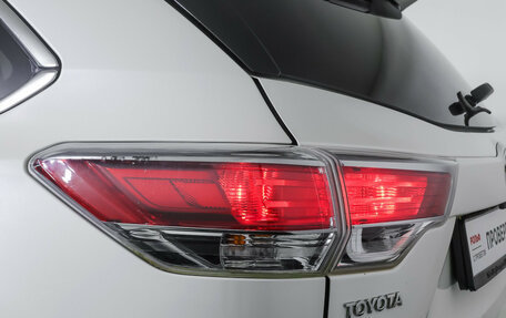 Toyota Highlander III, 2014 год, 2 750 000 рублей, 21 фотография