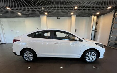 Hyundai Solaris II рестайлинг, 2022 год, 1 781 000 рублей, 2 фотография