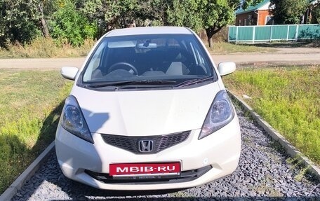Honda Fit III, 2009 год, 630 000 рублей, 1 фотография