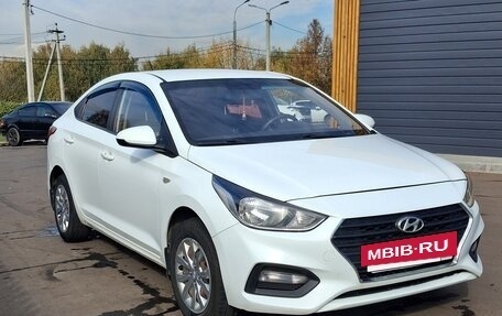 Hyundai Solaris II рестайлинг, 2017 год, 700 000 рублей, 2 фотография