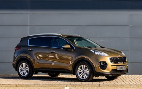 KIA Sportage IV рестайлинг, 2016 год, 1 995 000 рублей, 3 фотография