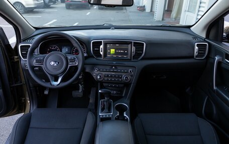 KIA Sportage IV рестайлинг, 2016 год, 1 995 000 рублей, 18 фотография