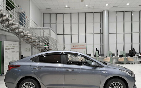 Hyundai Solaris II рестайлинг, 2018 год, 1 350 000 рублей, 8 фотография