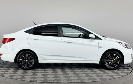 Hyundai Solaris II рестайлинг, 2011 год, 680 000 рублей, 6 фотография