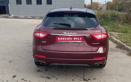Maserati Levante I, 2017 год, 3 500 000 рублей, 4 фотография